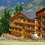 Montana & Hotel