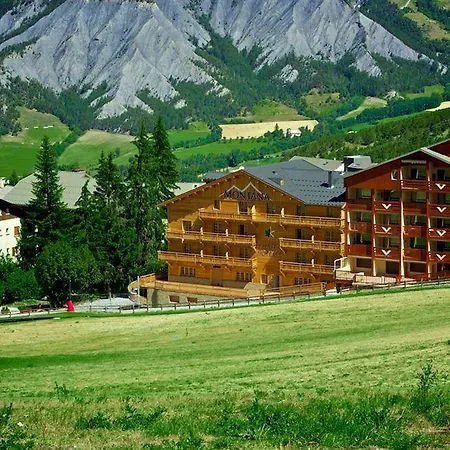 Hotel Montana & Le Sauze
